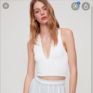 Wilfred free v neck crop